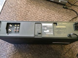 Sony SLV - N77 VHS VCR Hi - Fi Stereo Video Cassette Recorder (No remote) 3