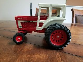 Vintage Ertl International 1466 Turbo Tractor With Cab And Duals.