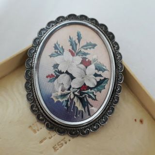 VINTAGE SIGNED THOMAS L MOTT TLM CHRISTMAS ROSE BOUQUET PAINTING PIN BROOCH 4