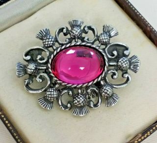 Vintage Style - Hot Fuschia Pink Glass Scottish Celtic Thistle Design Brooch Pin