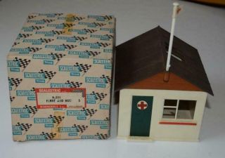 Vintage Scalextric - First Aid Hut - Boxed A211