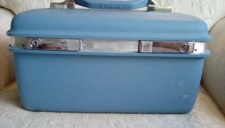 Samsonite Vintage Sky Blue Train Case Small Suitcase W/mirror 7.  5 By 14 By 8.  5 "
