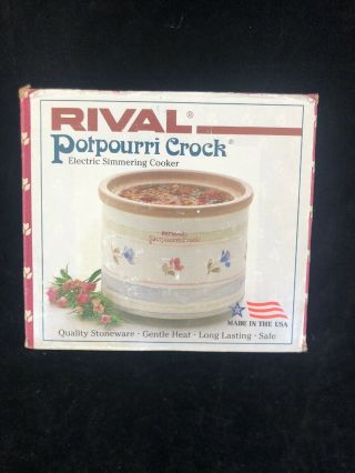 Vintage Rival Potpourri Crock Model 3206 Hp