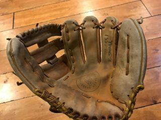 Vintage Spalding 42 - 5425 Lou Piniella Model Baseball Glove Advisory Staff