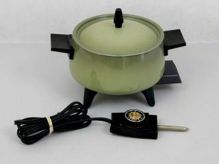 Vintage Green Montgomery Ward 2 - Qt.  Electric Fondue Pot Model Vwz - 14927 - 83