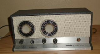 Allied Knight Span Master Tube Shortwave Radio Tabletop Powers On
