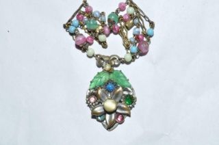 Wonderfully Pretty Vintage Art Deco Flower Necklace With Pastel Beads