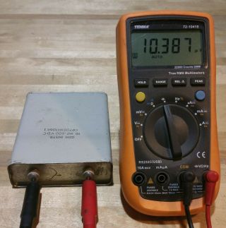 Set of three (3) matching vintage 10uF @ 600V oil capacitors 6
