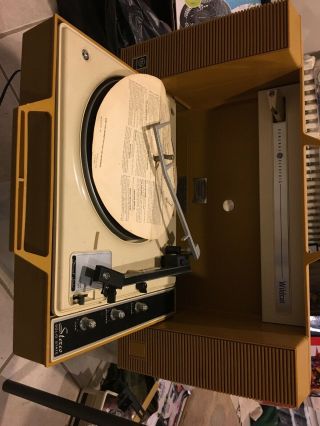 General Electric Wildcat Portable Solid State Stereo Record Player Vintage