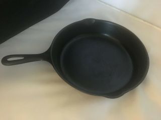 Vintage Wagner Ware 10 1/2 " Cast Iron Double Spout Skillet Frying Pan Made Usa
