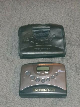 Vintage Sony Walkman Wm - Fx251 Am/fm Radio Cassette Tape Player In Case