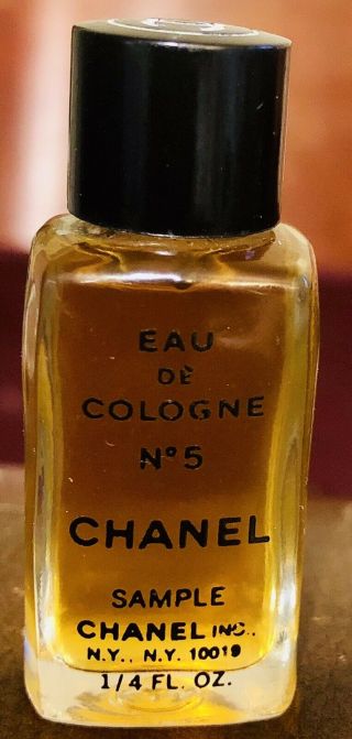 Vintage Bottle Of Chanel No 5 Eau De Cologne Splash 1/4 Oz Sample Full