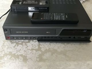 Toshiba Vhs Video Cassette Recorder M221 With Remote Control