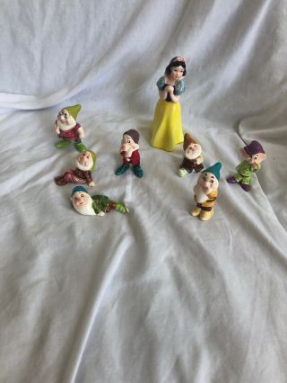Vintage Walt Disney Snow White And The Seven Dwarfs Porcelain Figurines