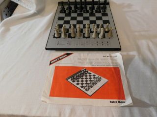 Vintage Fast Response Time Computerized Chess Set,  Radio Shack 1650,  9 Levels 5