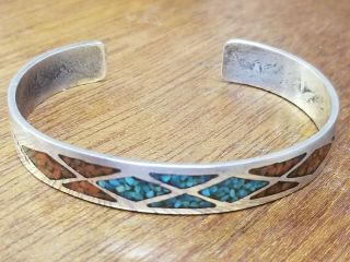 Vintage 70s Navajo Turquoise & Coral Chip Inlay & Stampwork Silver Cuff Bracelet 2
