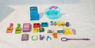 Vintage Littlest Pet Shop Carry Case Playset w/ Accessories Food Dogs Bunny 2