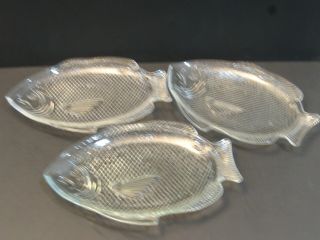 Vintage Clear Glass Fish Shaped Plates 3 Vgc