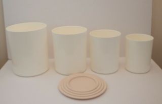 Vintage Tupperware Canister Set Of 4 White With Pale Pink/blush One Touch Lids