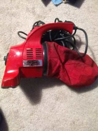 Vintage Royal Dirt Devil Red Hand Held Vacuum Cleaner Model 103 Xlnt