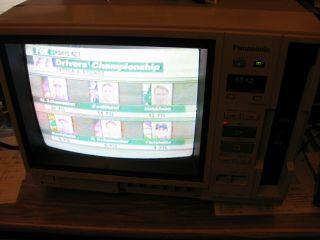Panasonic Ag - 500r Portable 10 " Color Video Monitor Tv Vcr Combo