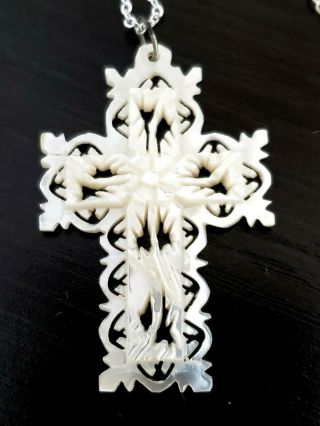 Vintage Nib Mother - Of - Pearl Mop Hand Carved Cross On Sterling Silver Chain