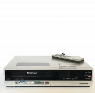 Panasonic Omnivision Pv - 1340 Vintage Video Cassette Vhs Vcr Player W Remote
