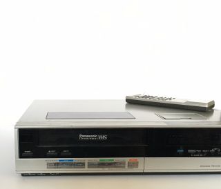 Panasonic Omnivision PV - 1340 Vintage Video Cassette VHS VCR Player W Remote 2