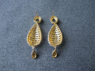 Vintage blue faceted & clear rhinestones filigree golden metal dangle earrings 3