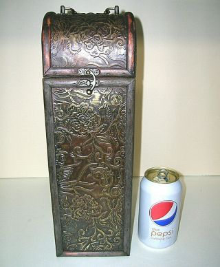 Vintage Wood Wine Bottle Holder Carrying Case Ornamental Brass Floral Pattern