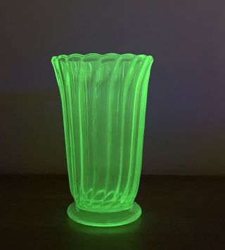 Vintage Green 17cm Tall Bagley Uranium Glass Vase Reg.  No 849118 On Base
