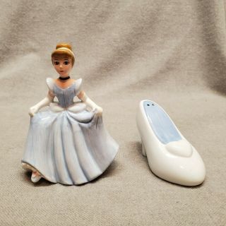 Vintage Disney Cinderella,  Shoe Salt,  Pepper Shakers