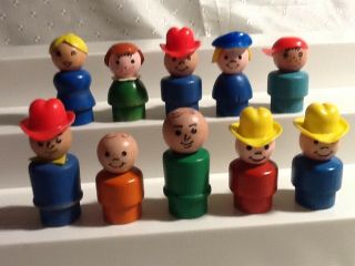 Very Cool 10 Piece Vintage Fisher Price Little People Wooden Bodies Cowboys,