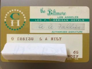 The Biltmore Hotel - Los Angeles,  Dallas,  Bahama - Vintage Collectors Credit Card
