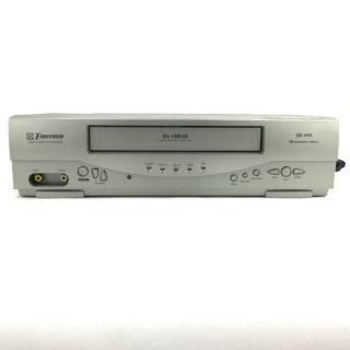 Emerson Ewv404 Vcr 4 Head Video Vhs Player Videocassette Silver -