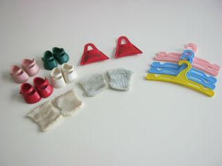 Vintage Vogue Ginny Doll Hangers,  Shoes,  Handbags And Socks