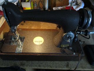 Vintage Sew Gem 215 Sewing Machine /attachments