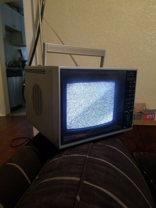 Sony Kv - 8100 Trinitron 9 Inch Color Tv Vintage