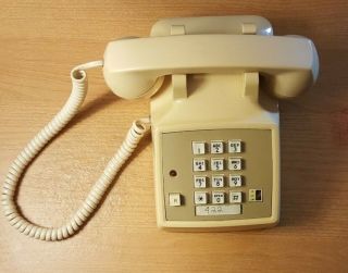 Vintage Style White Avaya 2500 Desk Phone Single Line