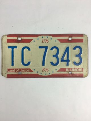 Vintage 1976 Illinois Stamped Metal License Plate Tc7343 Land Of Lincoln