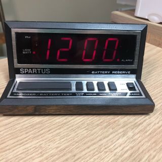 Vintage Spartus Alarm Clock Model 1140 Apollo Red Lcd Display Woodgrain