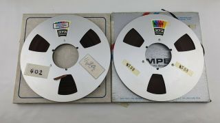 2 Ampex Nab Metal Reels 10.  5 Inch / 26.  5 Cm With Band & Cover