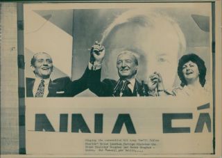 Charlie Brian Leniham With Haughey And Marie Geoghan Quinn.  - Vintage Photo