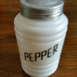 Vintage BEEHIVE RIB SALT & PEPPER SHAKERS Milk Glass with BLACK Letters 4