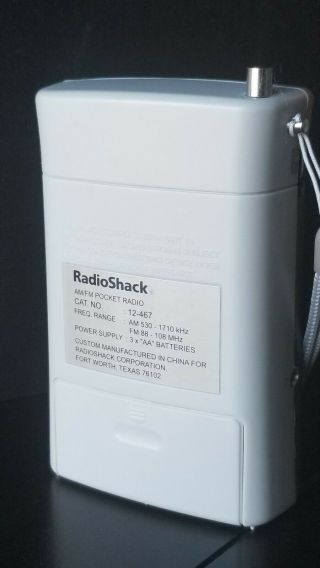 Radio Shack 12 - 467 AM/FM Pocket Radio Earphone Jack,  Battery Powered, 3