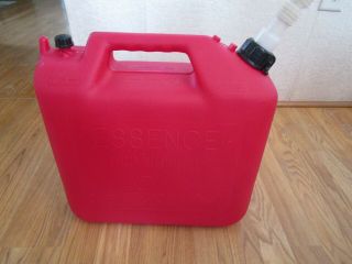 Vintage Wedco 5 Gallon Vented Gas Can Model 5203 3