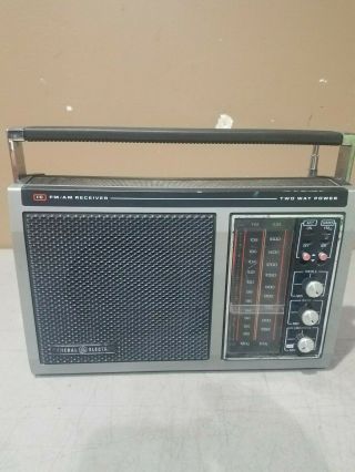 Vintage Ge Am/fm Portable Radio Model 7 - 2875a