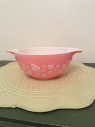 Vintage Pink Pyrex Glass Gooseberry Cinderella 1 - 1/2 Qt Mixing Bowl 442