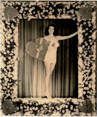 Vintage Press Photo Sexy Rita Hayworth Valentine 