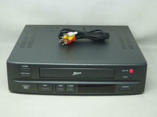 Zenith Vrm4130 Vcr Vhs Player/recorder Great